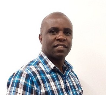 Dr Reyard Mutamiswa